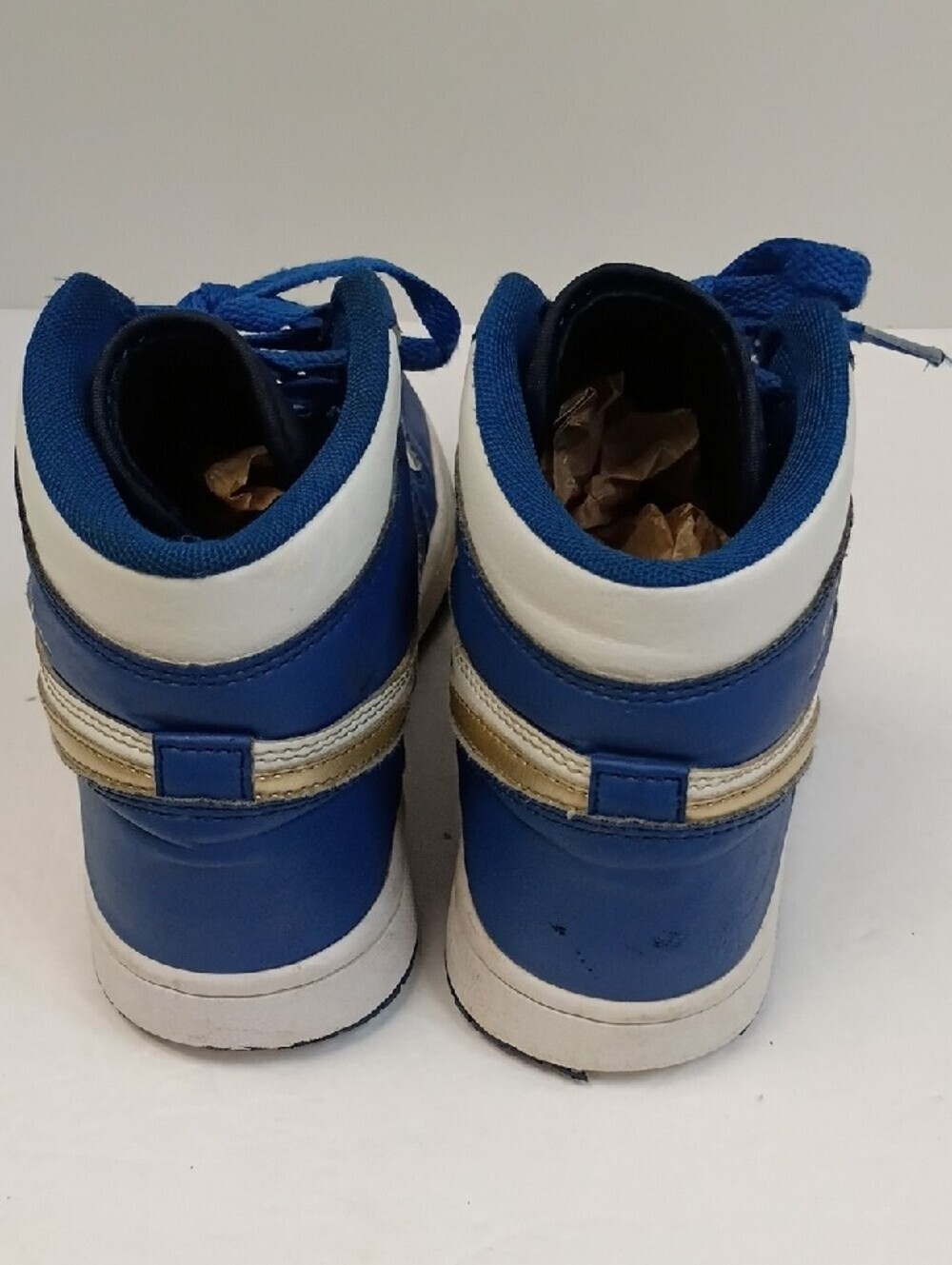 Nike Air Jordan 1 Mid Royal Blue White Sneakers Size 6 Youth - Picture 6 of 9